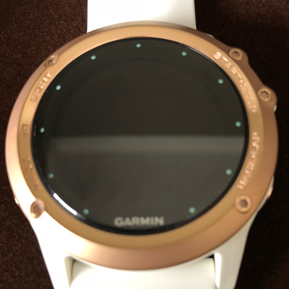 Garmin fenix 3 Sapphire Rose Gold GPS Watch